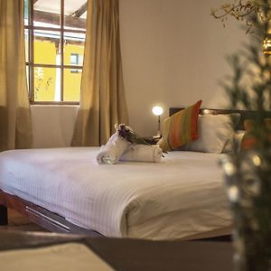 Habitación Estándar con Cama Queen